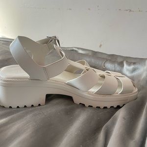 Platform sandals